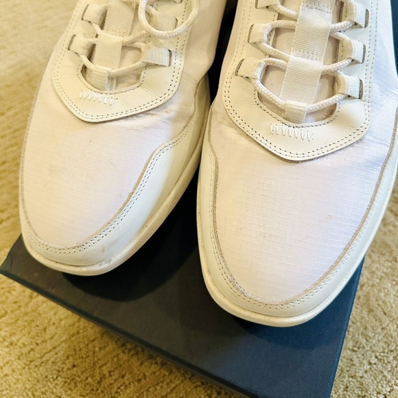 Wolf And Shepherd Crossover Trainer WTZ White Men's US Size 12 M - Picture 9 of 10